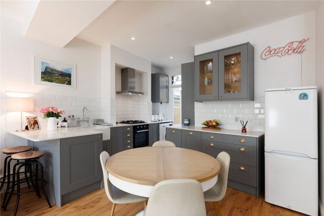 Garden Flat, 34, Lacy Road, London photo 4