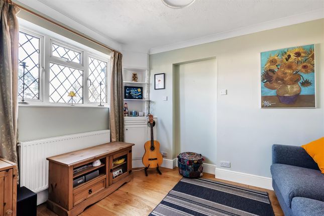 54, Northey Avenue, South Cheam photo 4