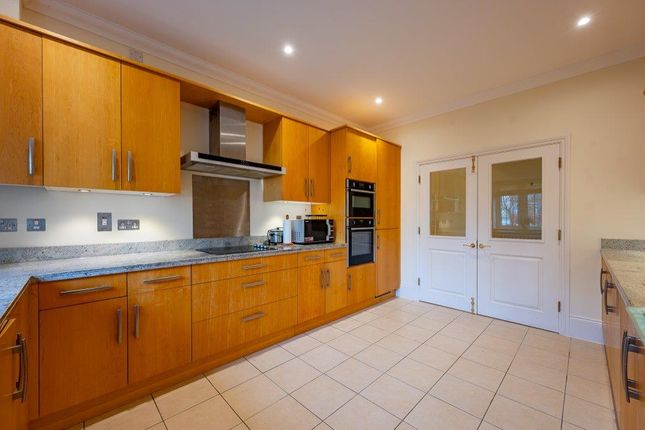 Flat for sale in Staveley Road, Eastbourne