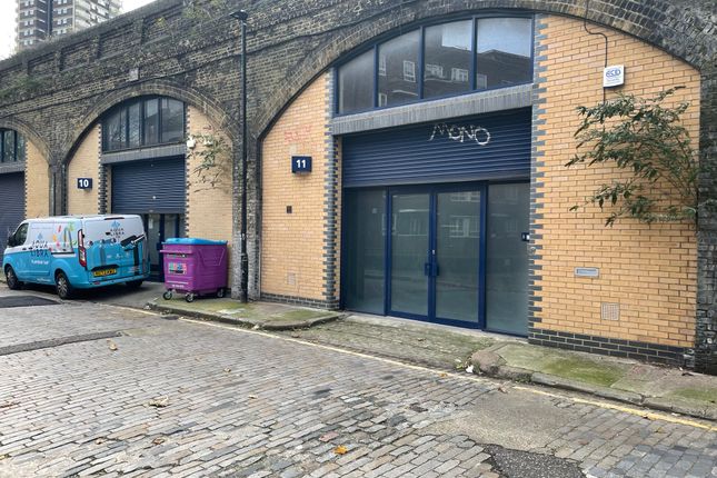 Industrial to let in Pinchin &amp; Johnsons Yard, London