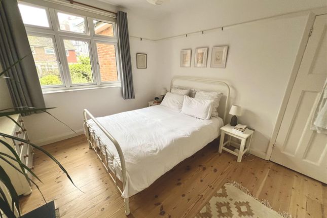 17, Cobourg Place, Old Town, Hastings photo 4