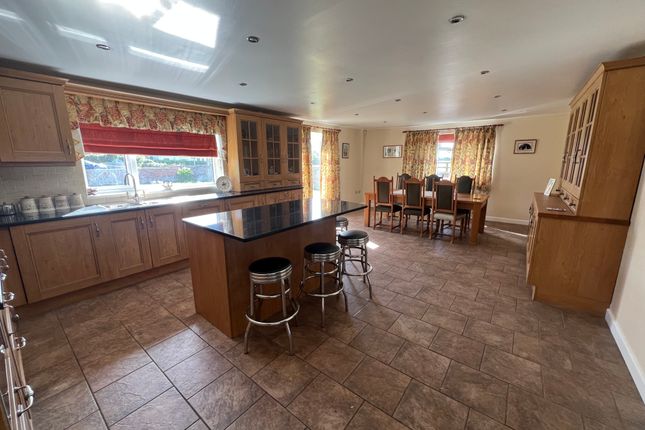 Court Farm , The Causeway, Highbridge photo 3