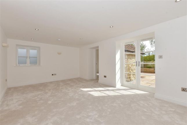 Thumbnail Barn conversion for sale in Green Hill, Otham, Maidstone, Kent