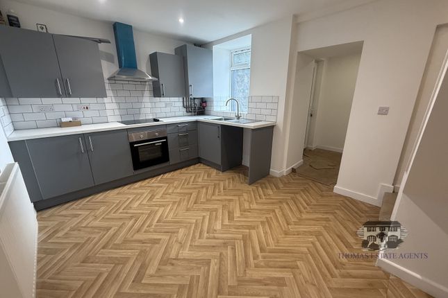 11, Mary Street, Treharris photo 5
