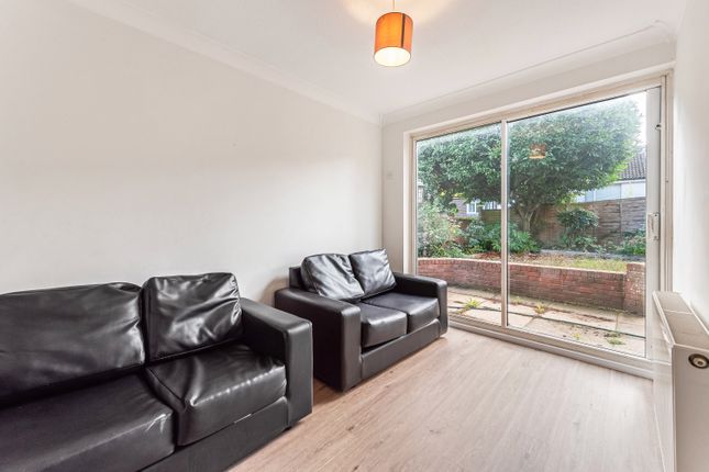 Residential, 46, Elder Close, Winchester photo 4