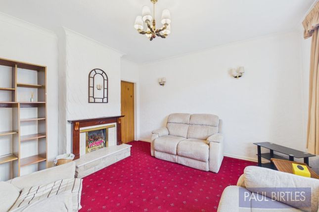 224, Peel Green Road, Manchester photo 4