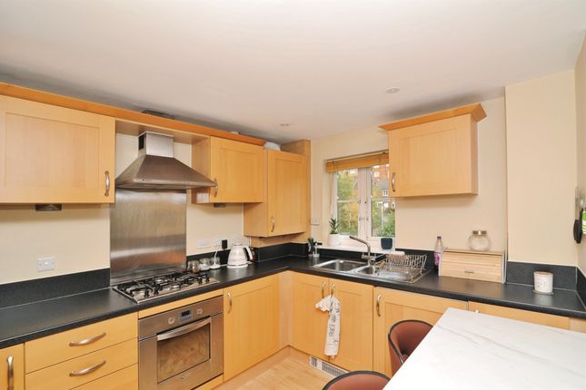 Flat 5, 32, Cooden Ledge, St. Leonards-On-Sea photo 3