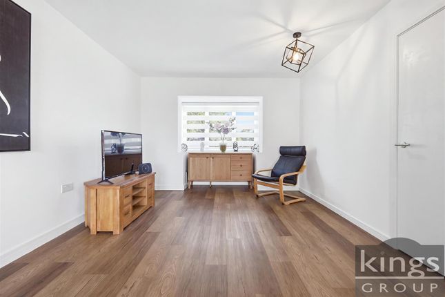 1, Primrose Path, Waltham Cross photo 3