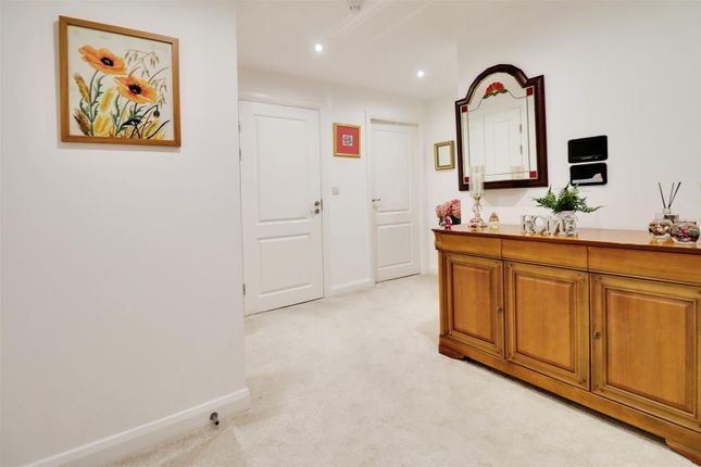 Apartment 32, Adlington House, High Street, Newcastle photo 4