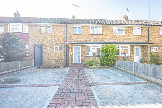 Terraced house for sale in Woodleigh Avenue, Leigh-On-Sea