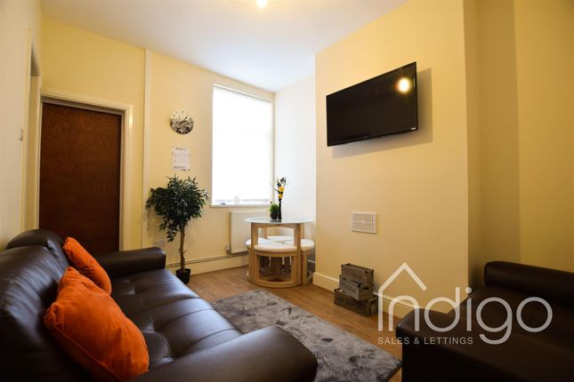 Room 4, 7, Fletcher Road, Stoke-On-Trent photo 5