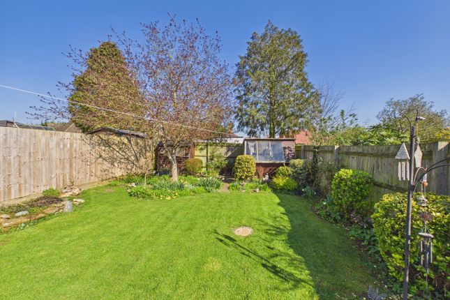 44, Greenhills Road, Northampton photo 3