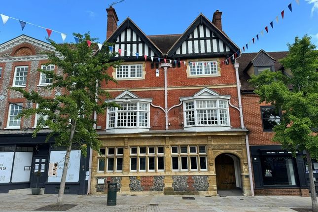 Thumbnail Property for sale in 18 Market Place, Henley-On-Thames, Oxfordshire