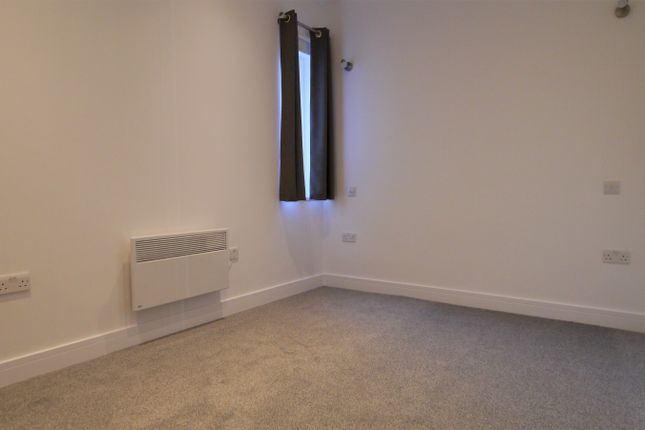 41, Flat 1, Brighton Road, Horsham photo 5