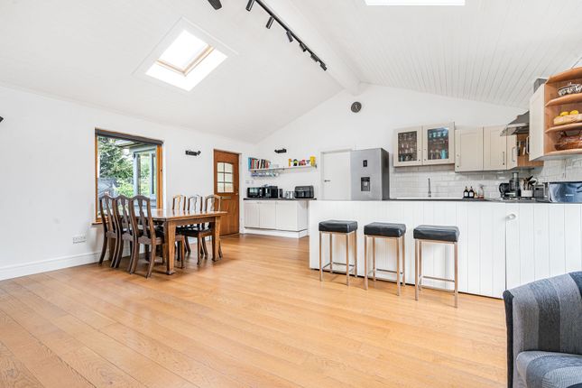 Orchard Cottage, Huntingdon photo 4