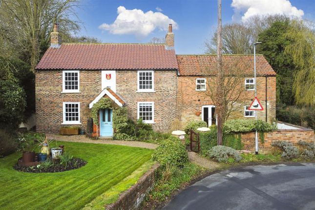 Thumbnail Detached house for sale in St. Helens Square, Market Weighton, York