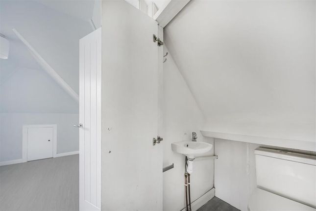 41, Drysdale Avenue, London photo 4
