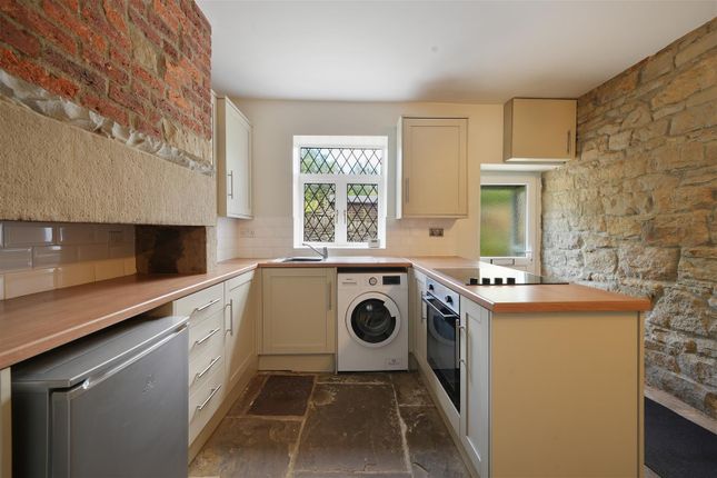 6 Spring Grove, Huthwaite Lane, Sheffield photo 4