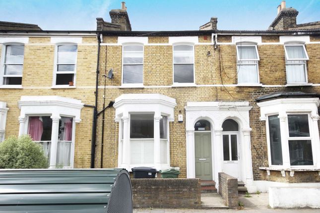 Thumbnail Flat to rent in Branksome Road, London
