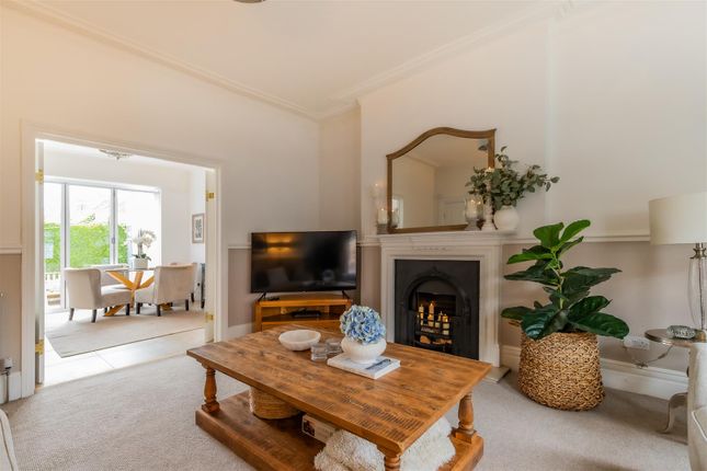 2, Blenheim Road, Cardiff photo 3