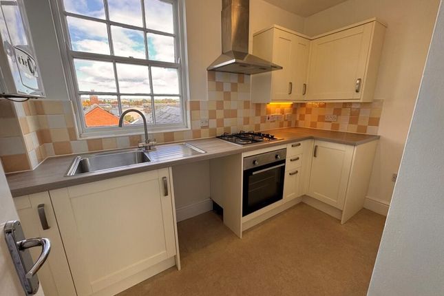 Flat 3, Willow House, Taunton photo 5