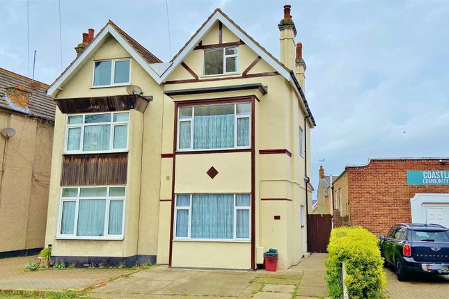Thumbnail Semi-detached house to rent in High Street, Walton On The Naze