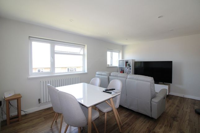2 bed flat for sale in Mullins Road, Braintree CM7