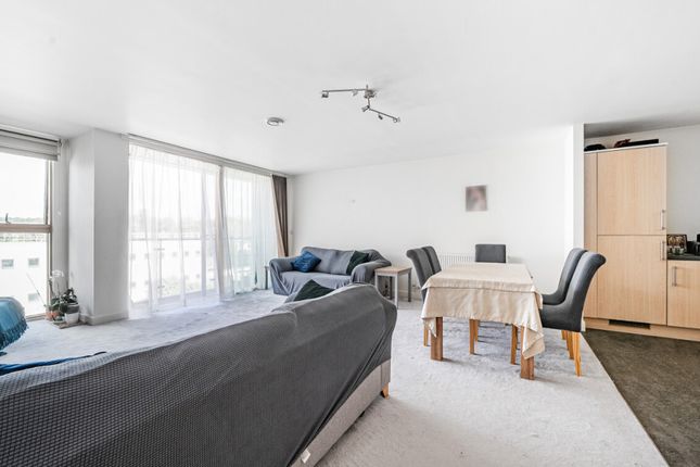 Thumbnail Flat for sale in Wood Martyn Court, Orpington