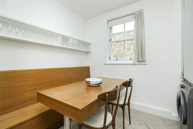 Beauchamp Place, Knightsbridge photo 4