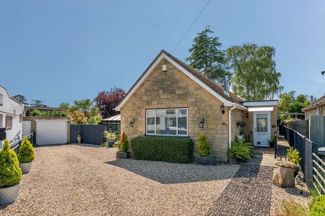 Thumbnail Detached house for sale in Busby Close, Stonesfield, Witney