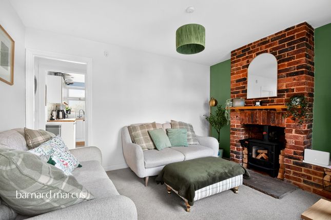 43, Oakdene Road, Betchworth photo 2