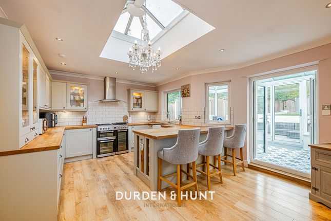 14 Cascade Road, Buckhurst Hill photo 3