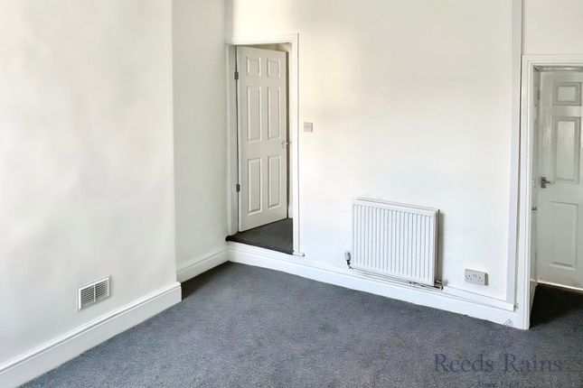 5, May Place, Staffordshire photo 3