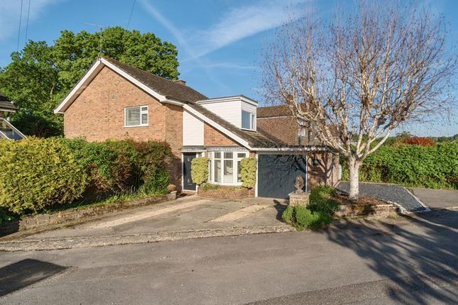 Detached house to rent in Chesholt Close, Fernhurst, Haslemere