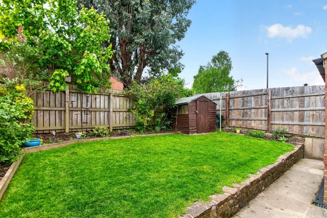 2, Petty Whin Close, Harrogate photo 4