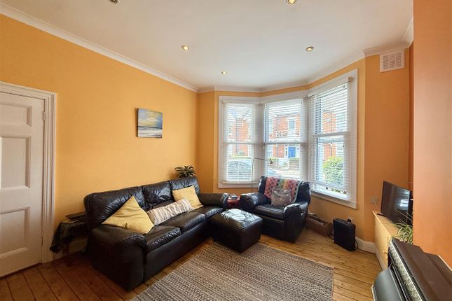 4, Whitley Road, London photo 2