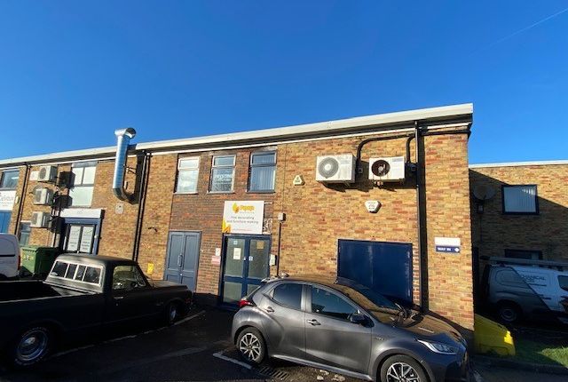 Thumbnail Industrial to let in Unit D Watchmoor Trade Centre, Watchmoor Road, Camberley