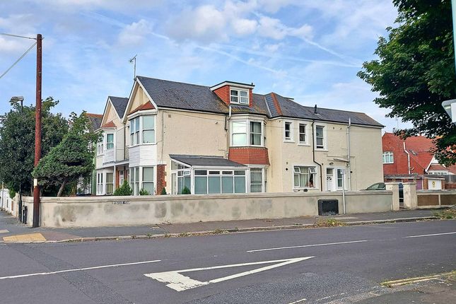 Thumbnail Studio to rent in Church Walk, Worthing