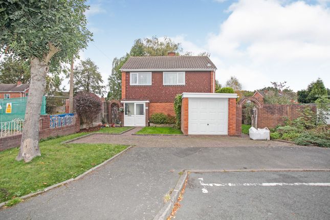 Thumbnail Detached house for sale in Tamworth Road, Two Gates, Tamworth