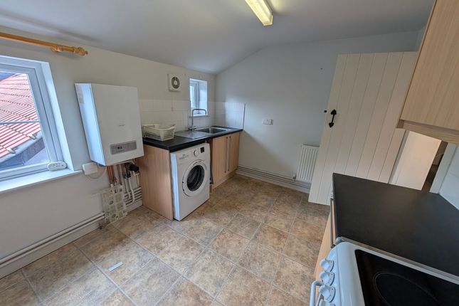 11a Market Place, Saxmundham photo 3