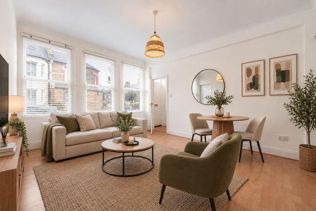 66A, Strathleven Road, London photo 2