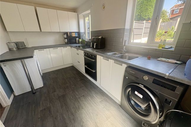 7, Instow Close, West Midlands photo 4