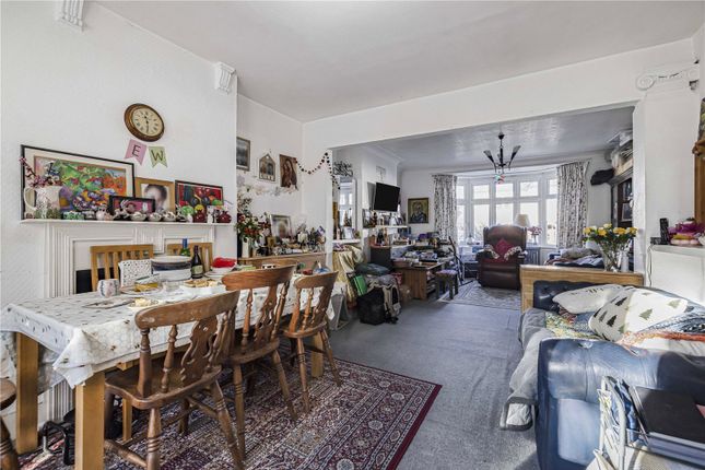 28, Glennie Road, West Norwood photo 2
