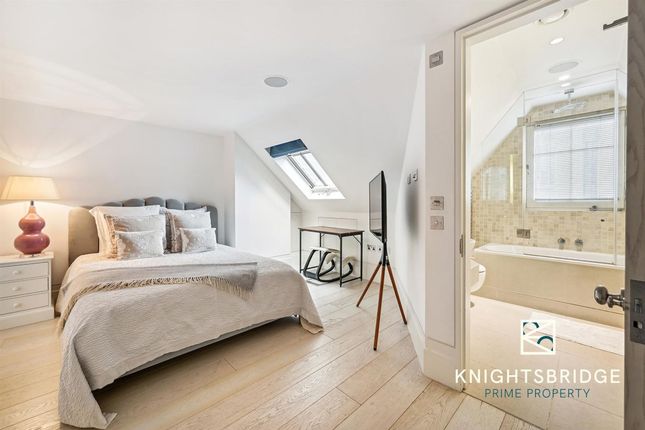 20 Adams Row (17).Jpg