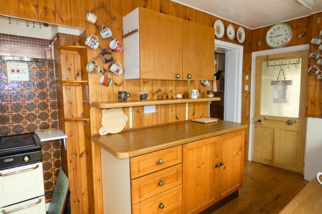 23 Church Road, West Mersea photo 3