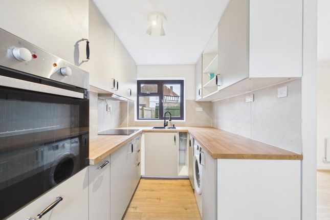 254, Whiteway Road, Bristol photo 2