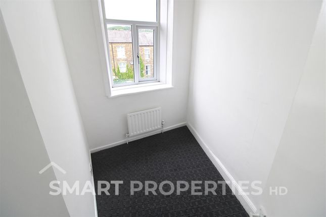 74, Fartown Green Road, Huddersfield photo 3
