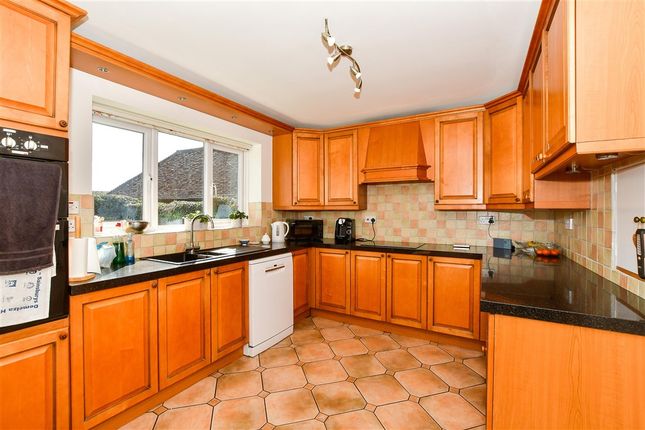 Carpenters Lane Hadlow, Tonbridge photo 4