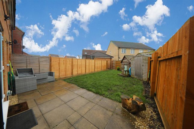 Semi-detached house for sale in Richmond Way, Kingswood, Hull
