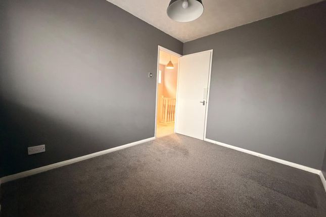 1, Farmbrook, Luton photo 3